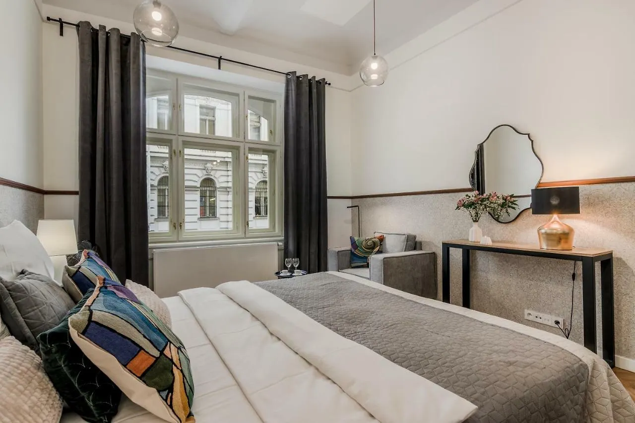 Prague Trendy Central Apartment By Michal&Friends